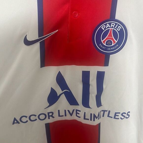 Nike White and Red Men's Jersey - Picture 2 of 6